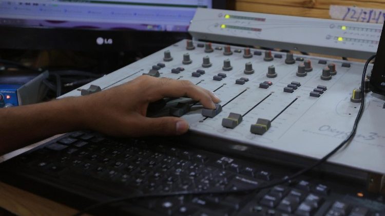 ವಿಶ್ವ ರೇಡಿಯೋ ದಿನ