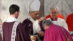 Messe des cendres célébrée par le Pape dan la basilique Sainte Sabine, le 18 février 2026. 
