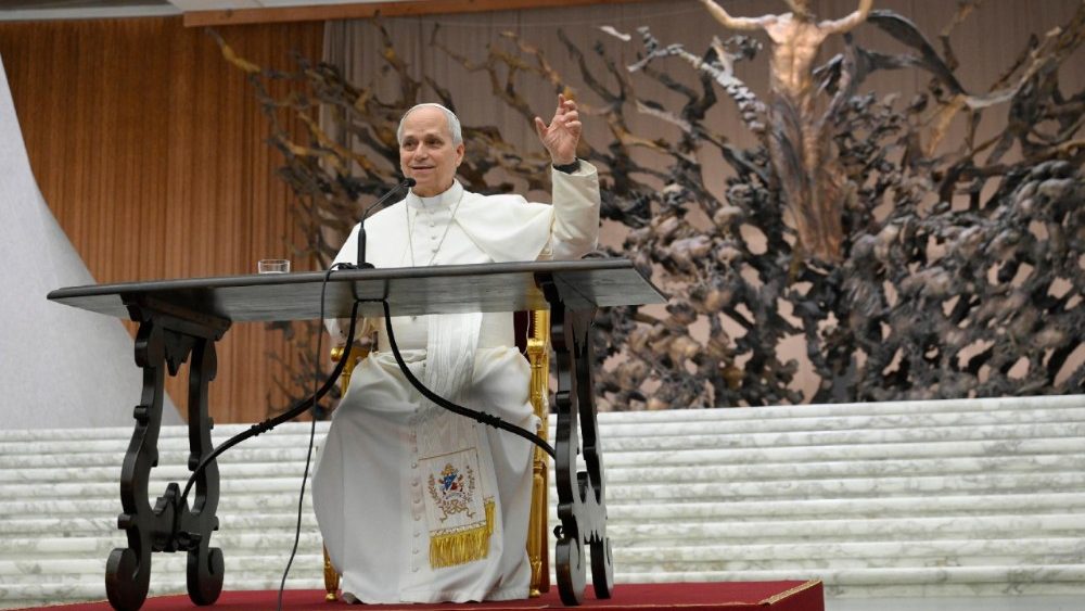 Il Papa ai preti romani, contesto cambiato, serve un'inversione di marcia