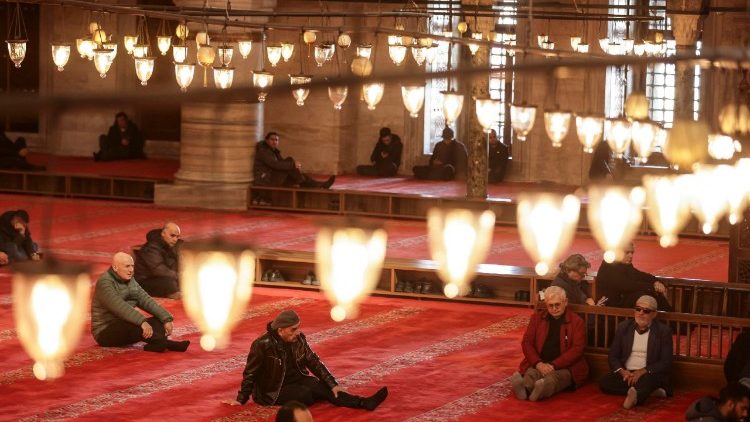 رسالة دائرة الحوار بين الأديان لمناسبة شهر رمضان وعيد الفطر السعيد