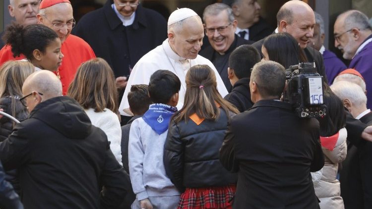 Լեւոն ԺԴ. այցը Հռոմի  Յիսուսի Սուրբ Սիրտ ժողովրդապետութեան