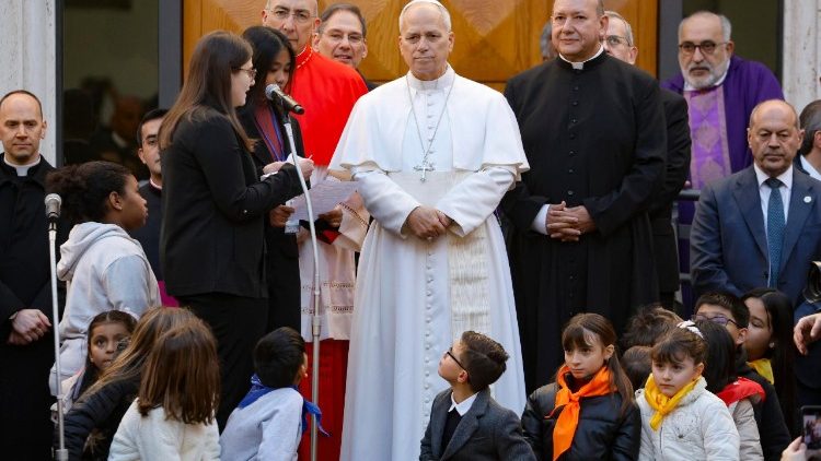 Լեւոն ԺԴ. այցը Հռոմի  Յիսուսի Սուրբ Սիրտ ժողովրդապետութեան