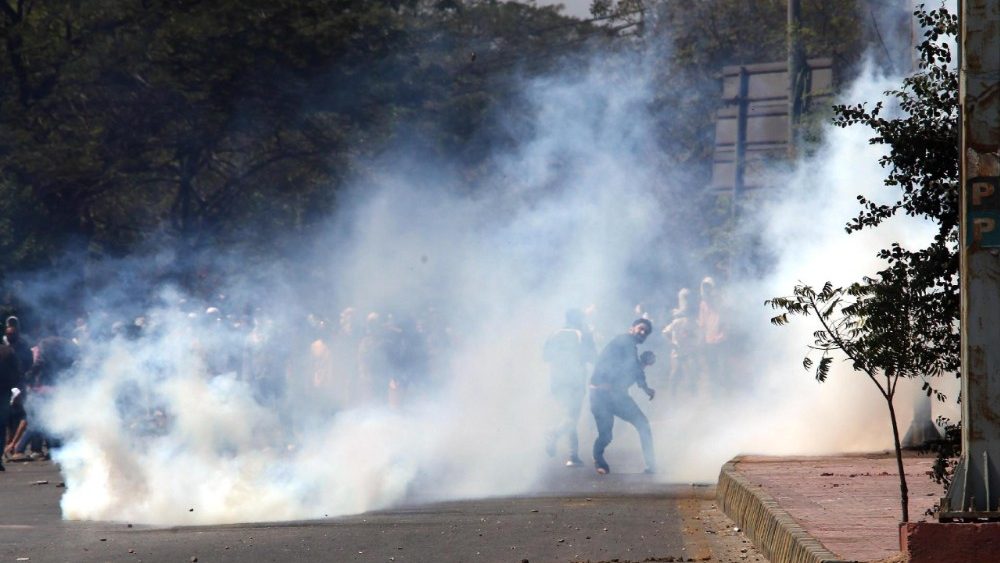Protests outside US consulate in Karachi leaves several dead