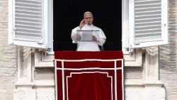 Pope Leo XIV� Angelus prayer in Vatican