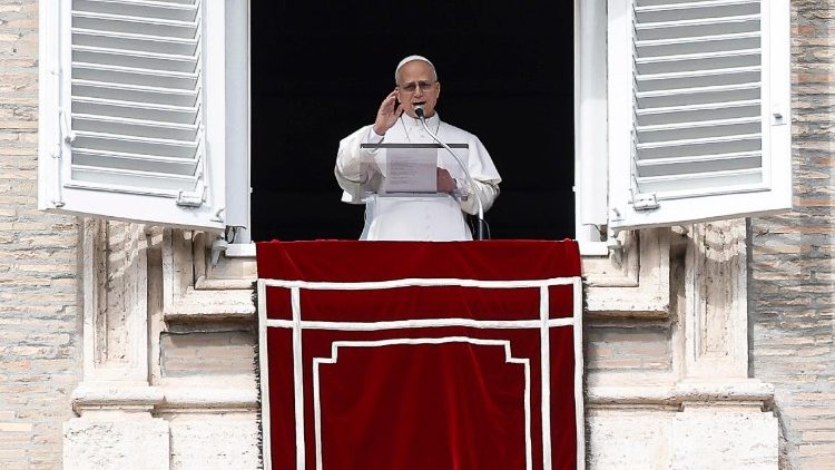 Pope Leo XIV� Angelus prayer in Vatican