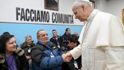 വിശ്വാസികൾക്കൊപ്പം പാപ്പാ