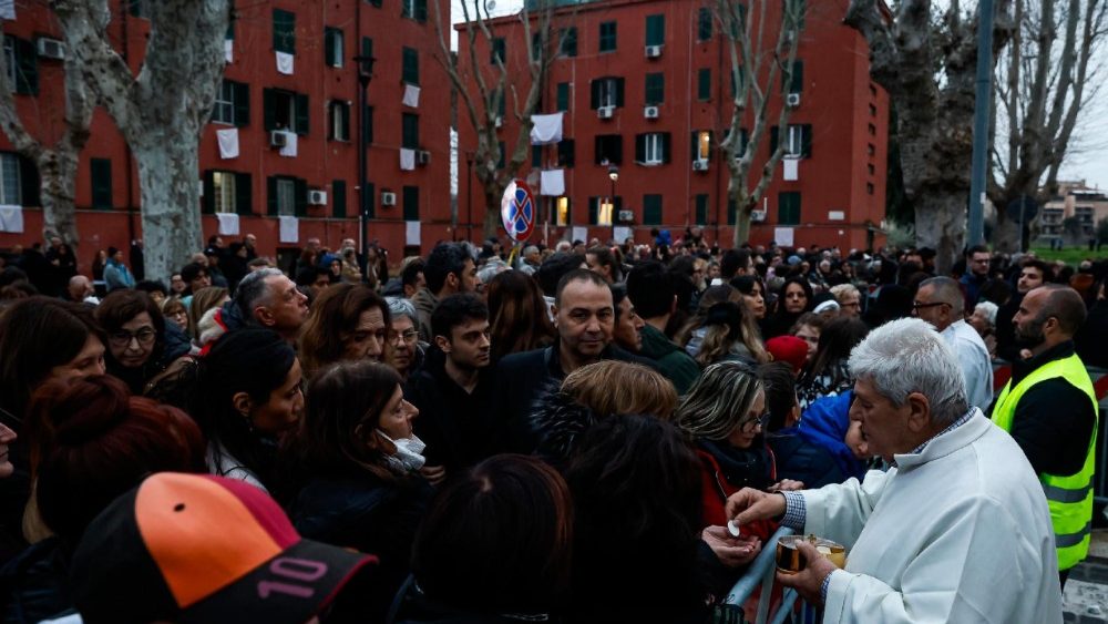 Il Papa, 'sono molto preoccupato, la guerra di nuovo'