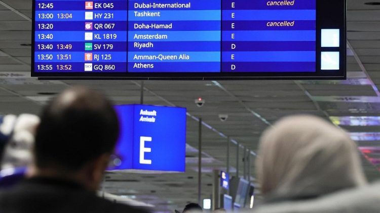 Voos sendo cancelados para o Oriente M&eacute;dio devido ao conflito