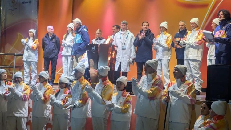 La Fiamma Olimpica arrivata a Cortina in attesa dell'apertura dei Giochi