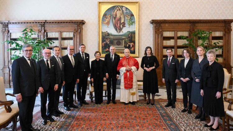 Foto conclusiva de la audiencia