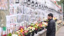 இரானில் கொல்லப்பட்டவர்களுக்கு அஞ்சலி 