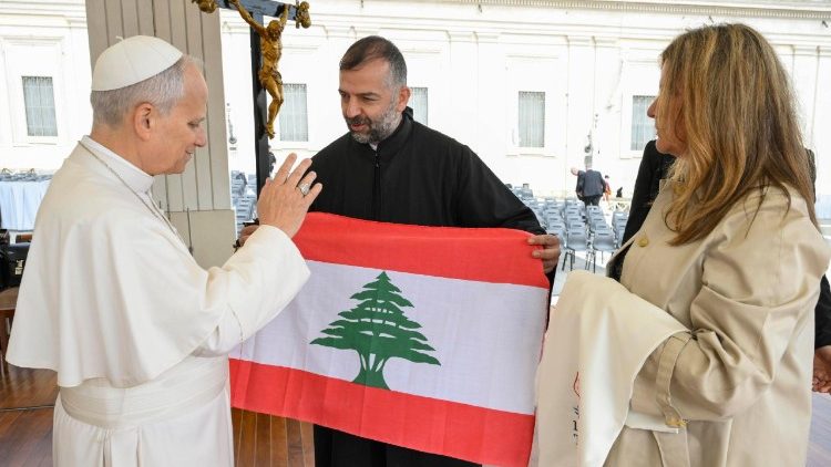 ++ Il Papa, pace in Iran e in Medio Oriente, bimbi vittime innocenti ++