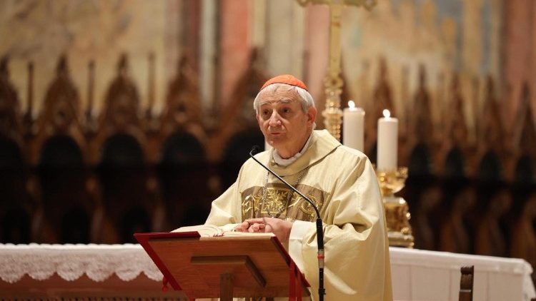 El cardenal Zuppi preside la misa por la paz en Ucrania y en el mundo en Asís