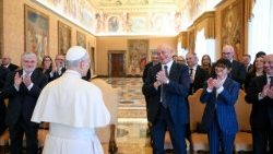 Az olasz Katolikus Alapítvány és a Katolikus Biztosító Társaság képviselőit fogadja XIV. Leó a Vatikánban