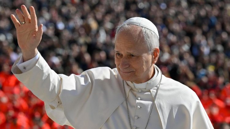 Il Papa ai cristiani del Medio Oriente, 'siate strumenti di pace'