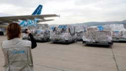 യൂണിസെഫ് ലെബനനിലേക്കെത്തിച്ച സാധനസാമഗ്രികളിൽ ചിലത്