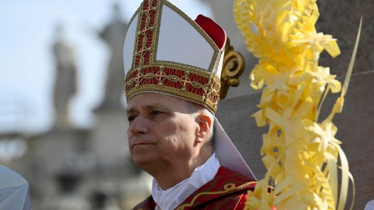 Il Papa nella Domenica delle Palme, 'deponete le armi! Siete fratelli!"