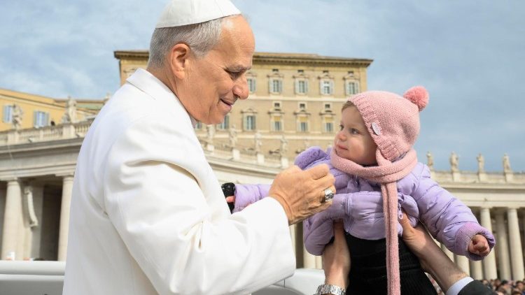 संत पापा लियो का आशीर्वाद