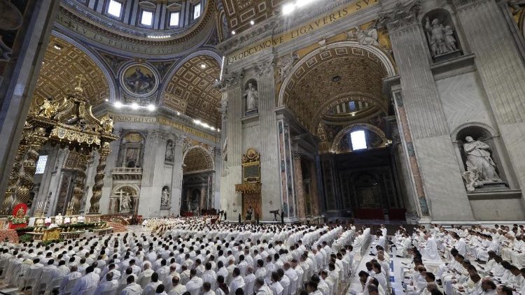 Il Papa, viviamo un'ora oscura della storia, mondo conteso e devastato