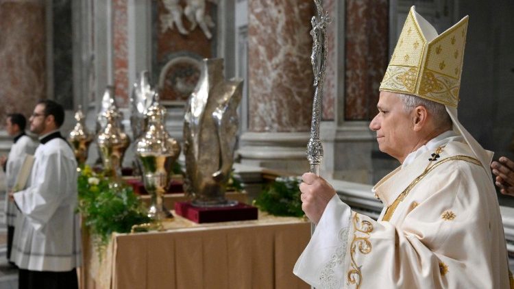 Il Papa, viviamo un'ora oscura della storia, mondo conteso e devastato