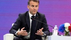 பிரான்ஸ் நாட்டு அரசு தலைவர் இம்மானுவேல் மாக்ரோன் (கோப்பு படம் )