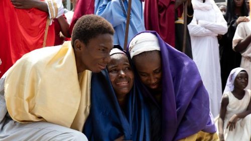 Nigeria: Unklarheit &uuml;ber Opferzahlen nach Angriffen auf Kirchen