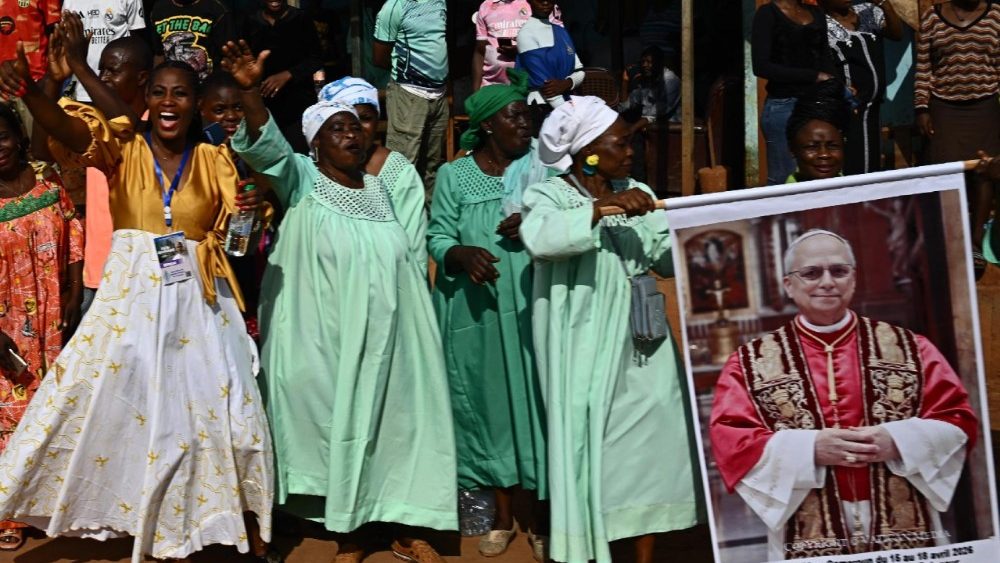 Il Papa al Camerun, investite sui giovani, evitate l'emorragia di talenti