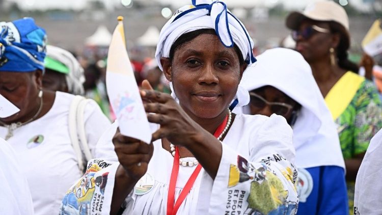 ++ Il Papa, 'l'umanit� ha fame di pace, servono gesti di perdono' ++