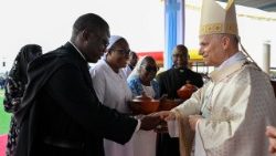 Alla messa del Papa a Yaounde' presenti 200mila fedeli