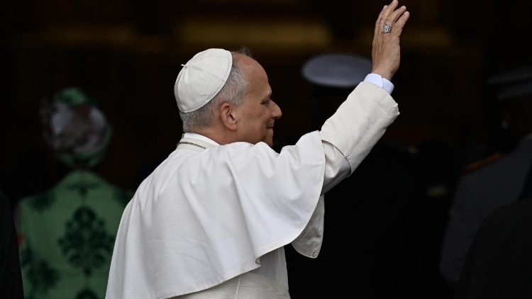 Papst Leo verabschiedet sich aus Mongomo, &Auml;quatorialguinea, am 22.4.2026