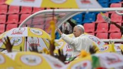 Papa Leone all'incontro con i giovani e le famiglie in Guinea Equatoriale