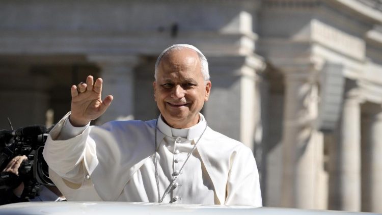 Il Papa arrivato a Piazza San Pietro per l'udienza generale