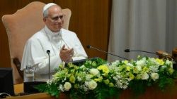 Il Papa, conflitti non sono inevitabili, irresponsabile la 'realpolitik'