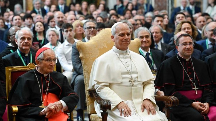 Påve Leo XIV i mötet med medlemmar av stiftelsen Centesimus Annus Pro Pontifice