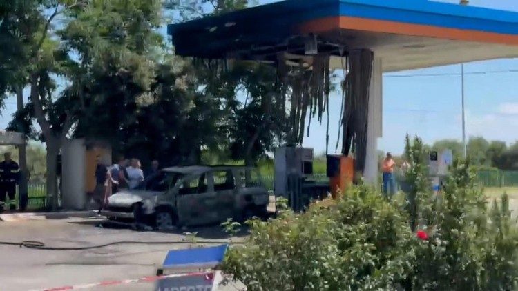 La stazione di servizio ad Amendolara in provincia di Cosenza dove sono stati bruciati vivi quattro migranti pakistani