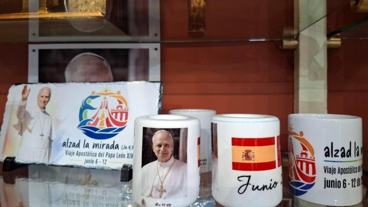 Gadget per la visita del Papa