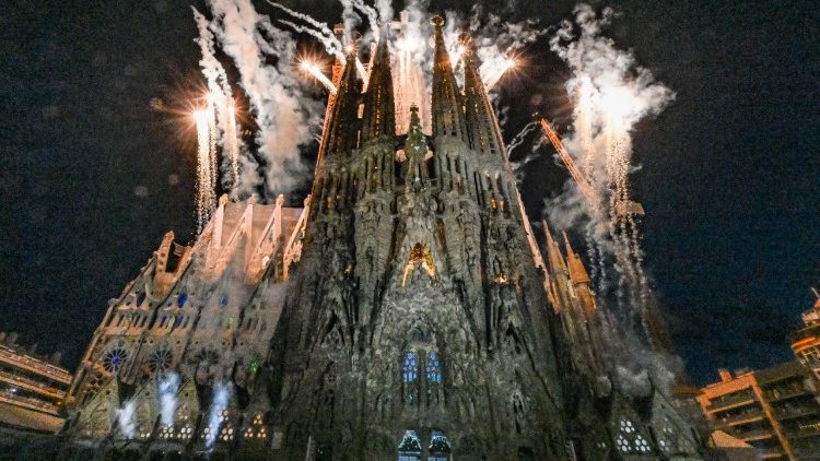 Das Feuerwerk nach der Segnung des Christuturms 