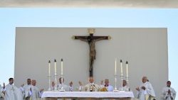 Oltre 40.00 i partecipanti alla messa del Papa a Tenerife
