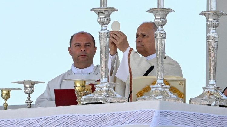 Oltre 40.00 i partecipanti alla messa del Papa a Tenerife