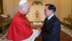 Pope Leo XIV receives the President of Peru