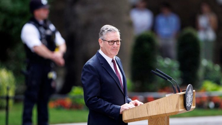Keir Starmer resigns as British Prime Minister