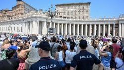 Il Papa, 'Pietro e Paolo diversi ma non avversari'