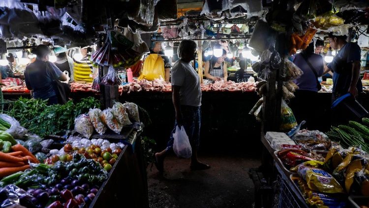 O apoio e a proximidade da Igreja aos “squatters” filipinos