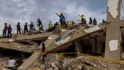 Mwezi mmoja baada ya Tetemeko kali huko Venezuela.