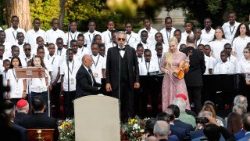 Papa Leo XIV, Jumatano jioni tarehe 29 Julai 2026 ameshiriki katika mkutano wa sala na udugu wa kibinadamu kama sehemu ya maadhimisho ya Kumbukumbu ya Miaka 800 tangu Mtakatifu Francisko wa Assisi alipofariki dunia.