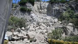Sisma Campi Flegrei, pesanti disagi dopo lo stop al porto di Pozzuoli