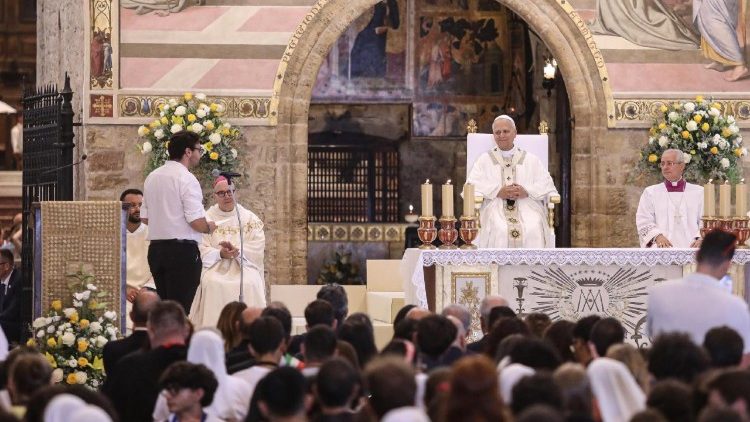 Đại hội “GO! Franciscan Youth Meeting” tại Assisi