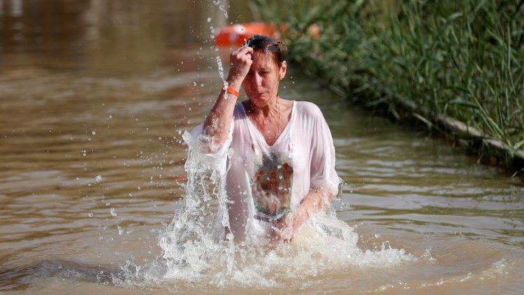 Dlaczego w potopie laicyzacji nadal są nawrócenia?