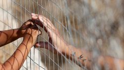 Nahaufnahme aus einem temporären Flüchtlingscamp auf Lesbos, Griechenland (Archivbild von 2020)