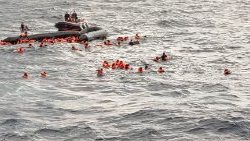 Migranti soccorsi dalla nave Open Arms, Mediterraneo centrale